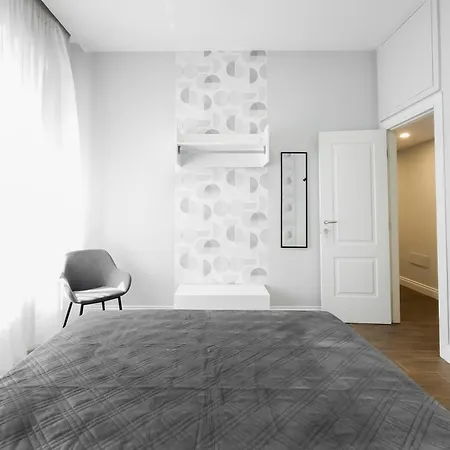 Central Home Pompeii * 폼페이